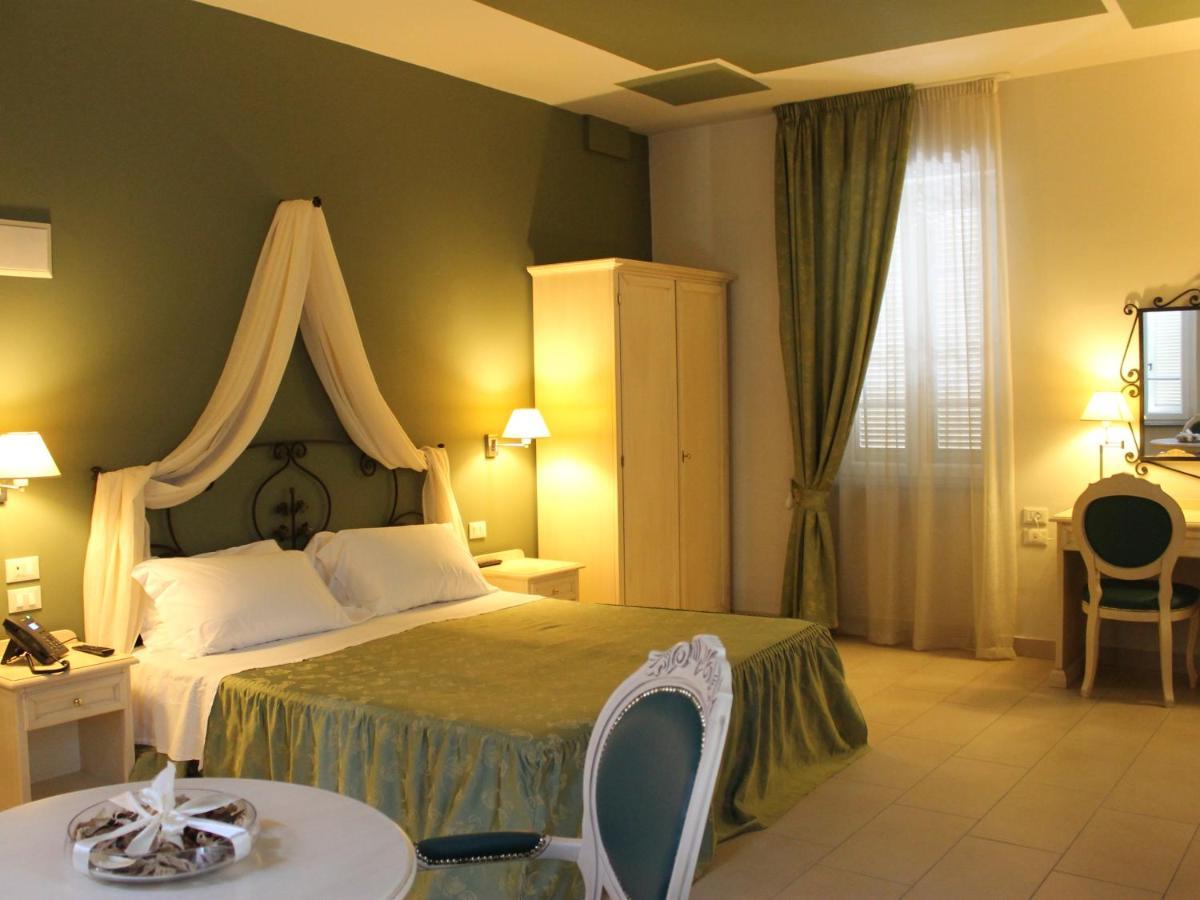 Hotel Capovilla Pisogne Ngoại thất bức ảnh